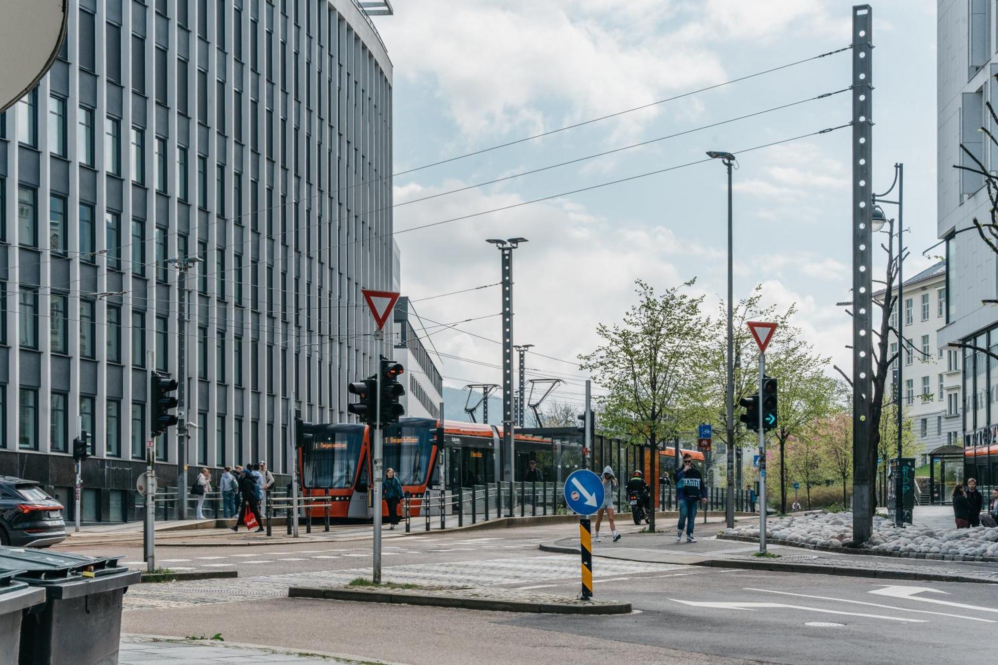 Stay Urban - Scandinavian Comfort With Private Balcony Берген Екстериор снимка